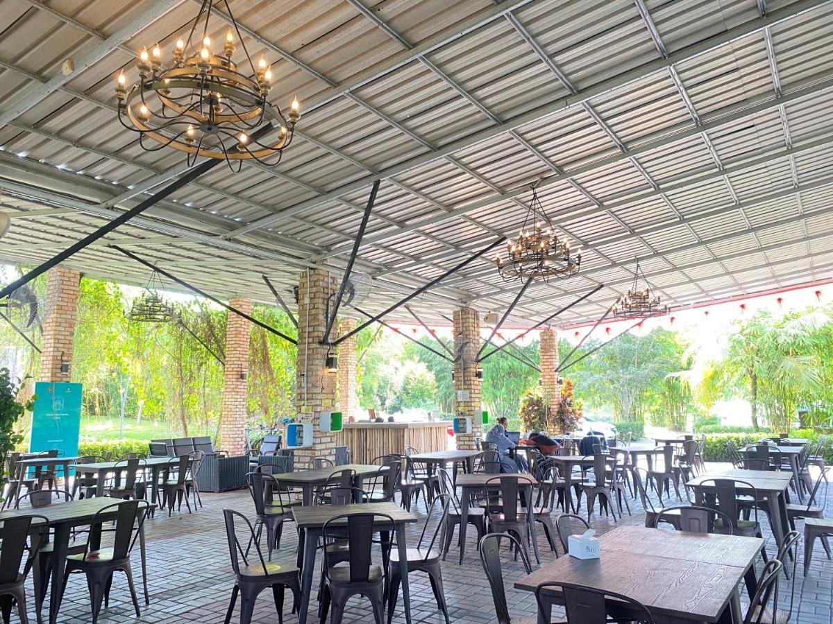 "D'Bamboo Kamp" Desa Wisata Ekang لاغويْ المظهر الخارجي الصورة